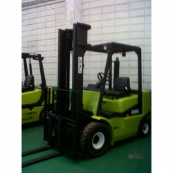 CLARK CMP25D - Forklifts