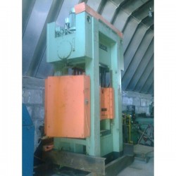 Pressa idraulica HVO Litrostroj-2-100 - Presse idrauliche a quattro colonne