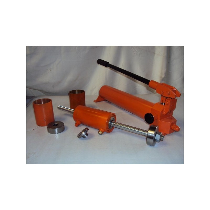 Pumps and hydraulic jacks