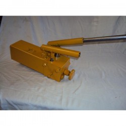 POMPES HYDRAULIQUES POUR PRESSES - Accessoires pour machines métalliques