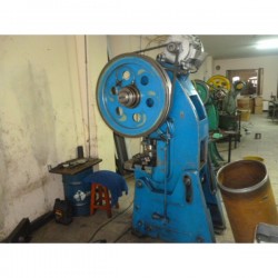 Die-cutting machines - Punching machines