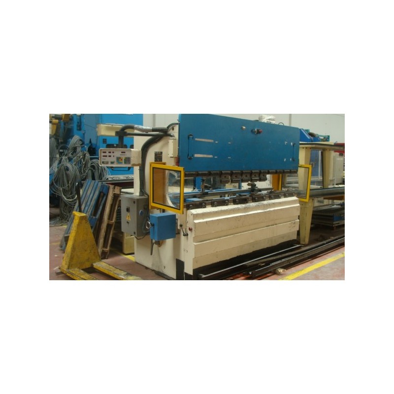 Plegadora Mebusa 65 tn x 2500 mm