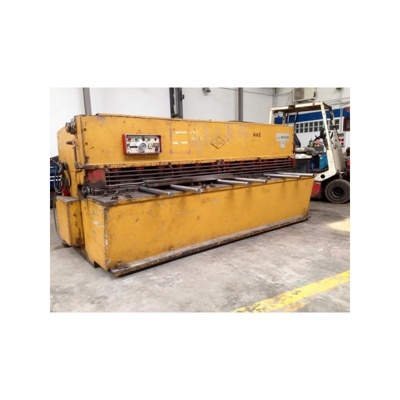 Shearing machine hydraulic AJIAL 3,000 x 6 MM.  MODEL: 630