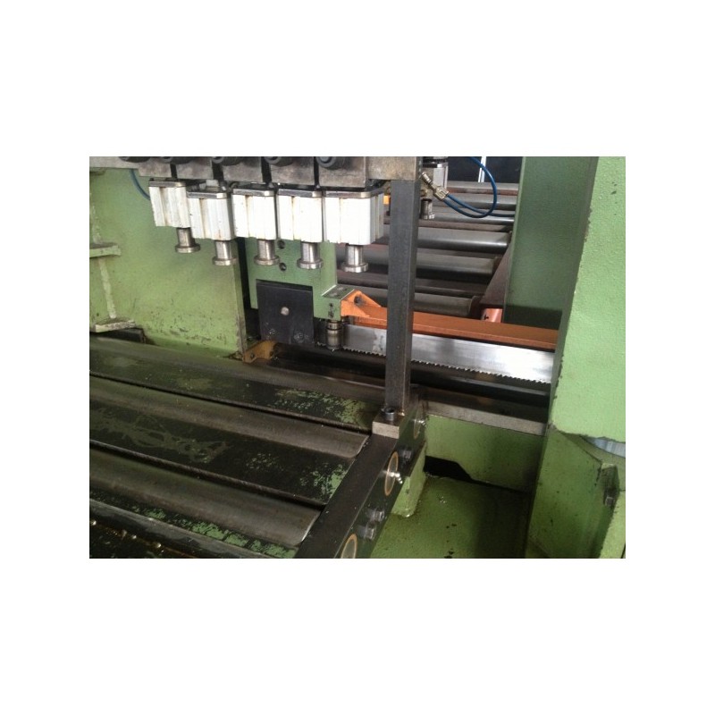 Band Saw / sierra de corte Uniz 520/900