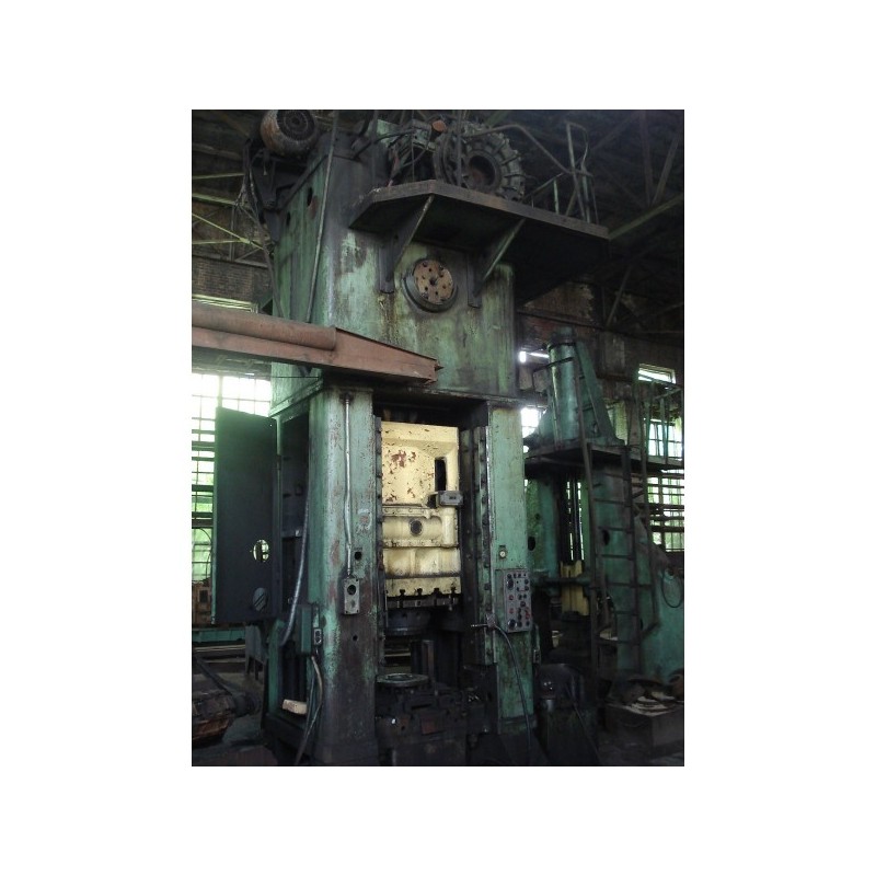 Prensa recortadora VORONEZH K9536 400t