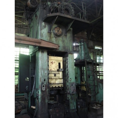 VORONEZH K9536 400t Schneidpresse