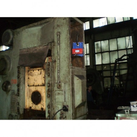 Presse à découper KB 8336 400t Pinsk