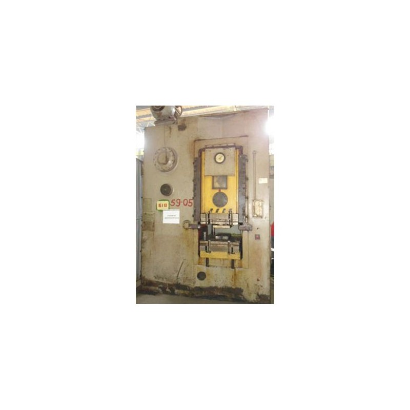 Prensa troqueladora KB 8338 630t  BARNAUL