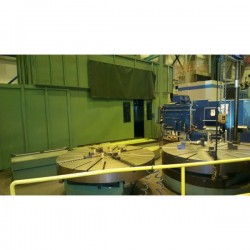 Torn CNC Vertical amb 3 plats DORRIES VCE 180 - Torns frontals