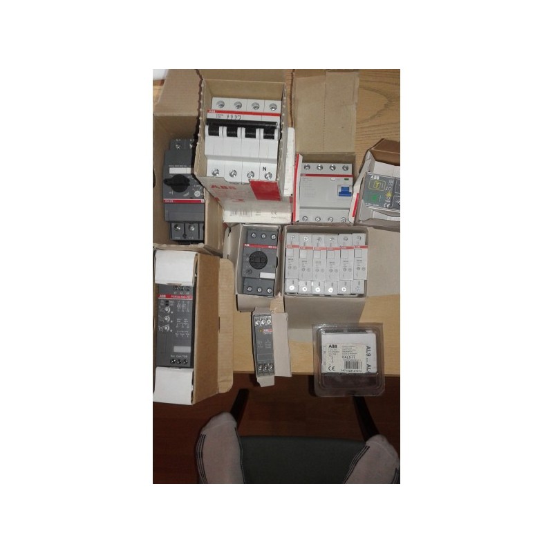LOTE MATERIAL ELECTRICO ABB