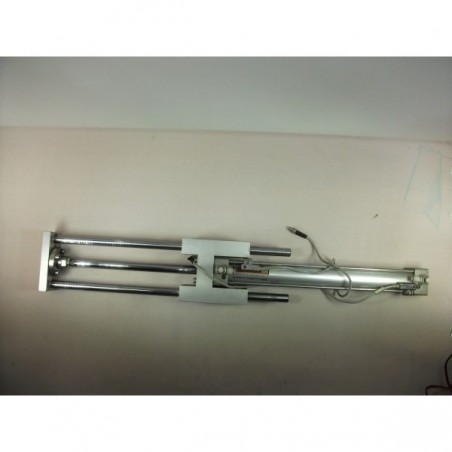 Cilindro con racores y detectores de posición SMC C95SDB40-300-XGUM