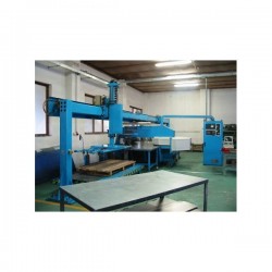 FINN POWER TP 250 CNC - Poinçonneuses