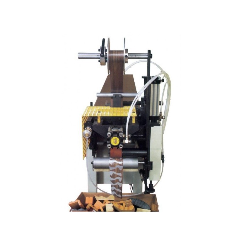 Máquina estampadora en caliente de testas de molduras marca BIKAIN Mod. ECR 2