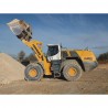 LIEBHERR L586 2PLUS2