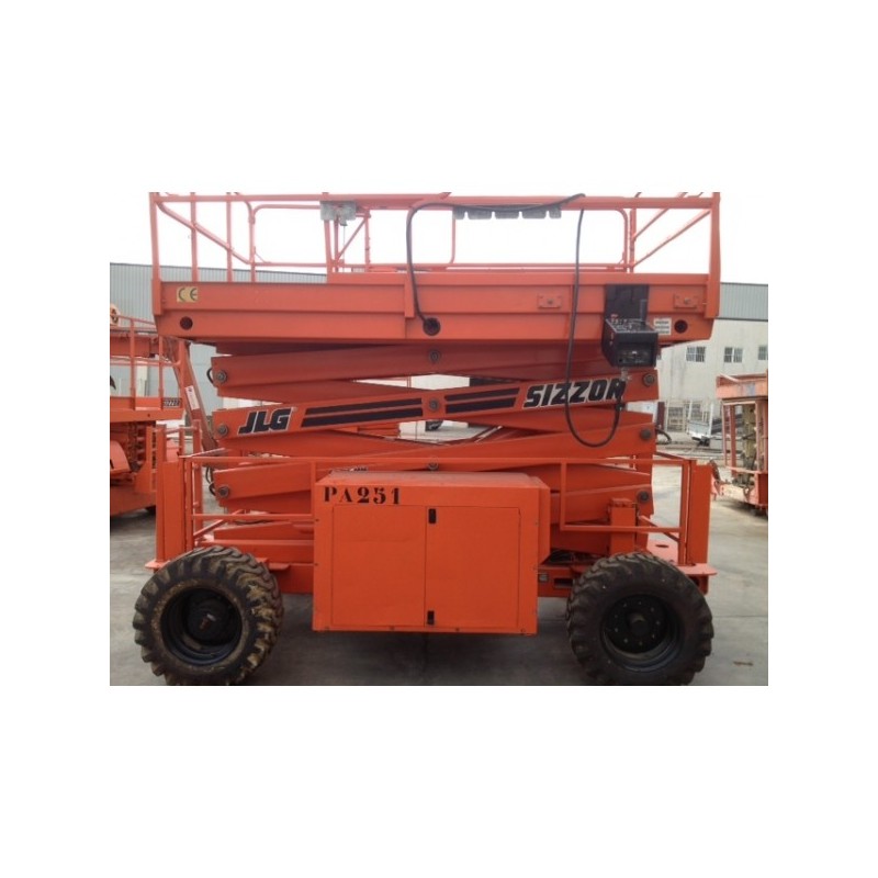 TIJERA DIESEL, 33 RTS (4X4X2), 12 M. JLG