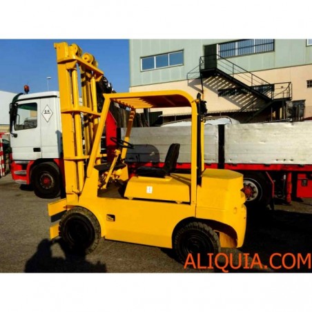 CARRETTO ELEVATORE LAURAK DA 3T