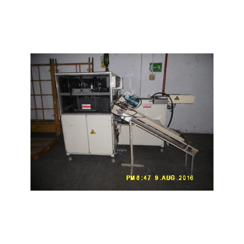 Máquina empaquetadora (marca Guill) y agrupadora (Marca Prolec) con autómata