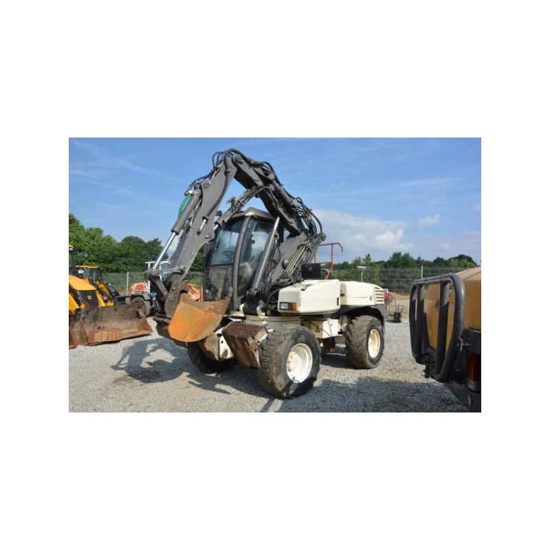Mecalac 12 MSX 2004