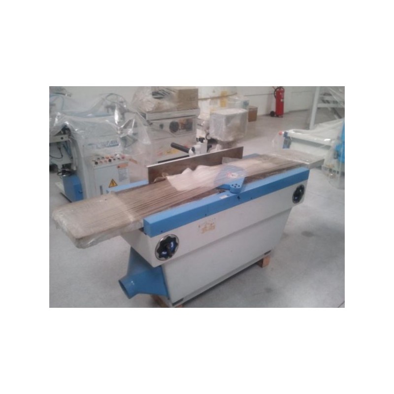 marca m3 tecno-mak modelo c-400
