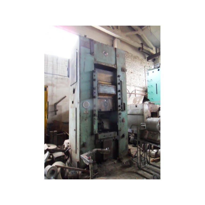 K-8340 1000 ton