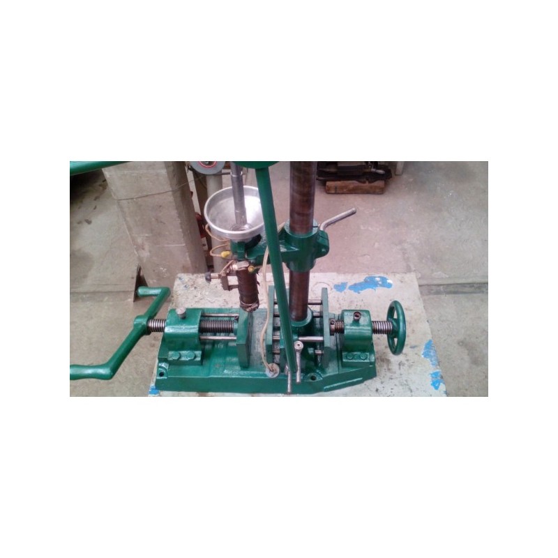 INYECTORA MANUAL MARCA VULCANO 60 gr.