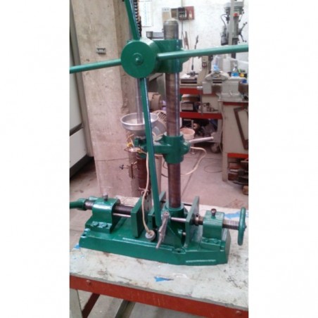 INYECTORA MANUAL MARCA VULCÀ 60 gr.