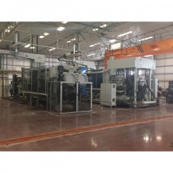 husky 1000t i Farrel 1500t - Injecció de plàstics