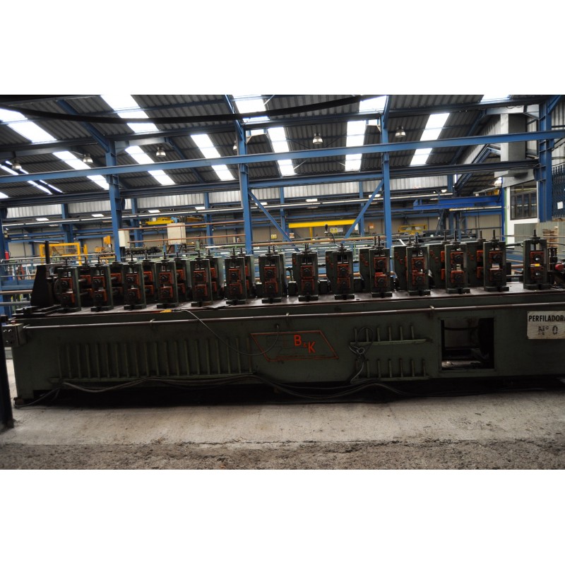 Profileuse industrielle -