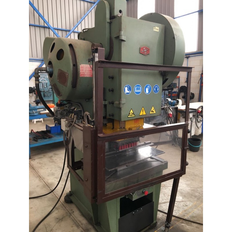 vima - Industrielle Pressen | ZonaCNC