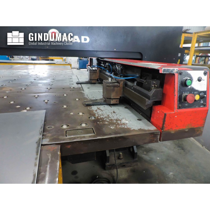 Punzonadora amada Vipros 255 · İkinci el | ZonaCNC