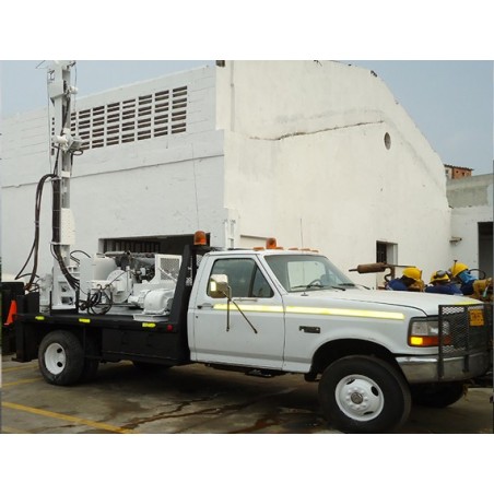 1995 SIMCO 2400SK-1 EQUIPO DE PERFORACIÓN MONTADO SOBRE