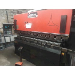 amada APX 100 30 - Plieuses